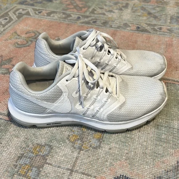 Nike | Shoes | Nike White Fitsole Sneakers | Poshmark